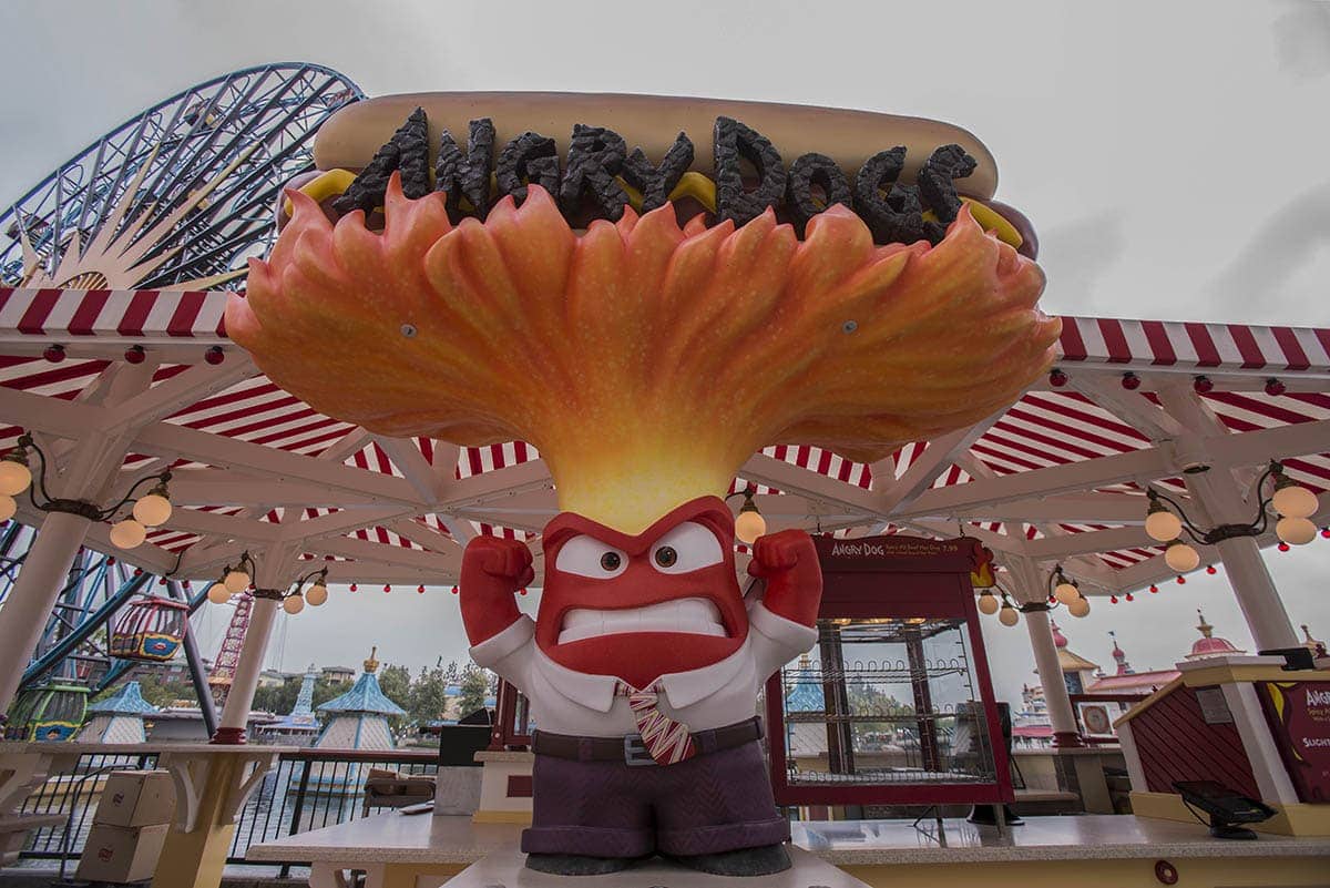 Angry Dogs en Pixar Pier de California Adventure